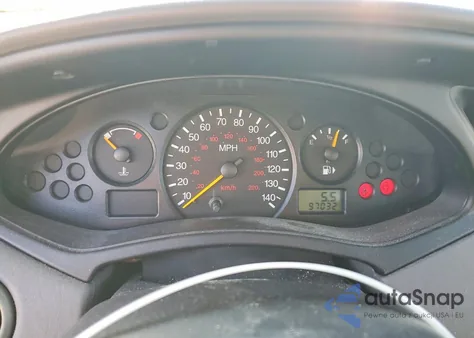 2004 Ford Focus Lx z USA, uszkodzony, nr VIN 1FAFP33P44W166076